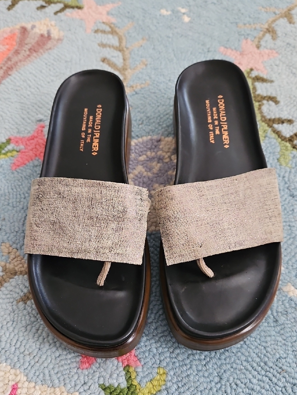 Donald J. Pliner Natural Linen and Black Slide Sandals